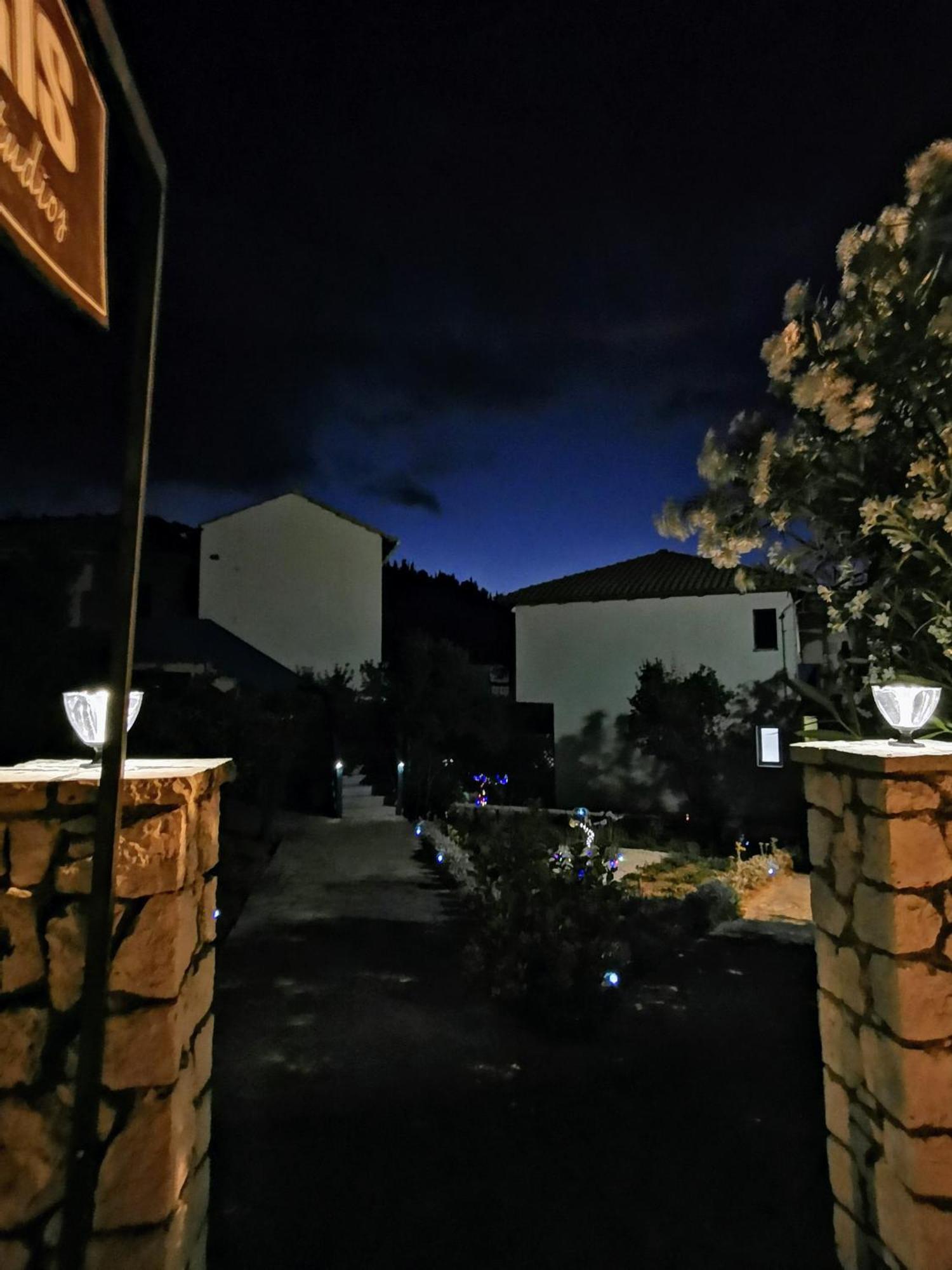 Aparthotel Iris *