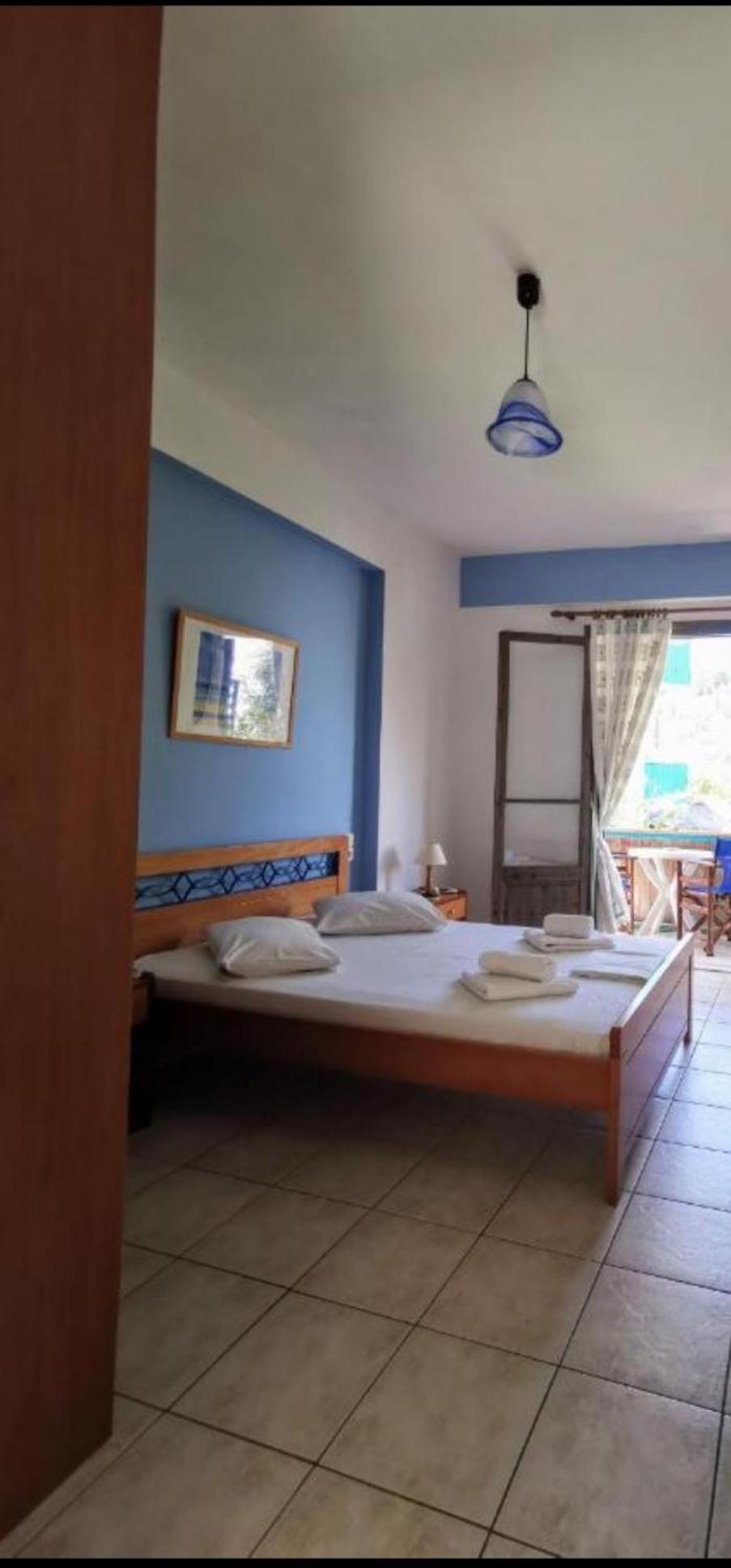 Iris Apartahotel *